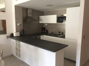 Grand appartement VUE sur CANAL 4 pers WIFI
